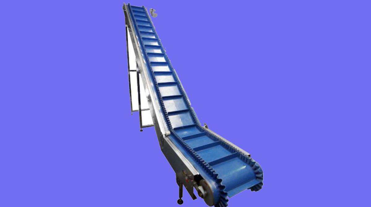 Cleated Inclined Conveyor